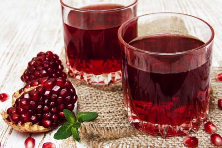 Health Benefits of Pomegranate Juice For Skin and diabetic